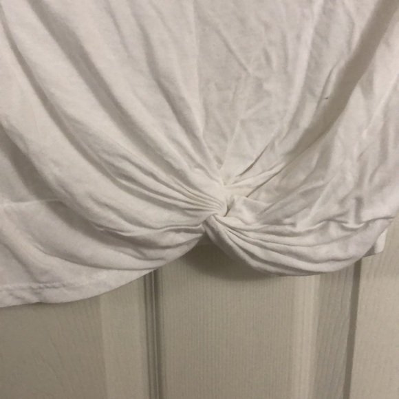 Love sleeve cropped tshirt - Picture 3 of 3